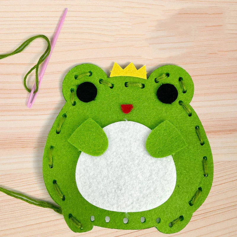 Playbino NaaiCreatie - Complete naaiset voor kinderen – Maak zelf schattige dieren